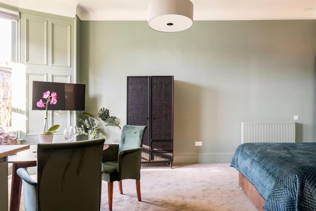 Boutique Home Stay - Bliss Studio Пейзли Екстериор снимка